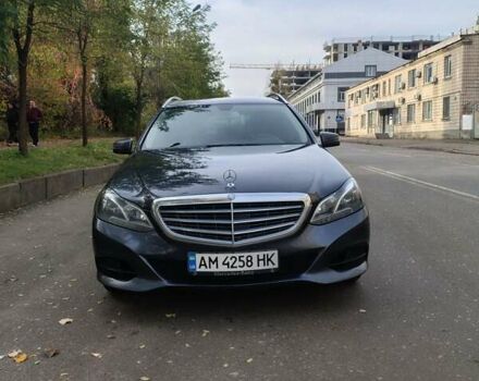 Серый Мерседес Е-Класс, объемом двигателя 2.14 л и пробегом 262 тыс. км за 15500 $, фото 3 на Automoto.ua