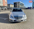 Сірий Мерседес Е-Клас, об'ємом двигуна 2.2 л та пробігом 320 тис. км за 11500 $, фото 1 на Automoto.ua