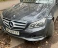 Серый Мерседес Е-Класс, объемом двигателя 2.14 л и пробегом 185 тыс. км за 20500 $, фото 1 на Automoto.ua