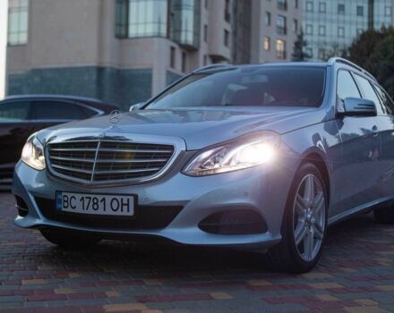 Сірий Мерседес Е-Клас, об'ємом двигуна 2.1 л та пробігом 390 тис. км за 15300 $, фото 22 на Automoto.ua