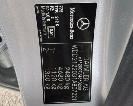 Серый Мерседес Е-Класс, объемом двигателя 2.2 л и пробегом 226 тыс. км за 19450 $, фото 108 на Automoto.ua