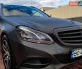 Серый Мерседес Е-Класс, объемом двигателя 2.2 л и пробегом 311 тыс. км за 9900 $, фото 16 на Automoto.ua