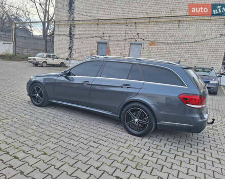 Серый Мерседес Е-Класс, объемом двигателя 2.14 л и пробегом 271 тыс. км за 14700 $, фото 12 на Automoto.ua