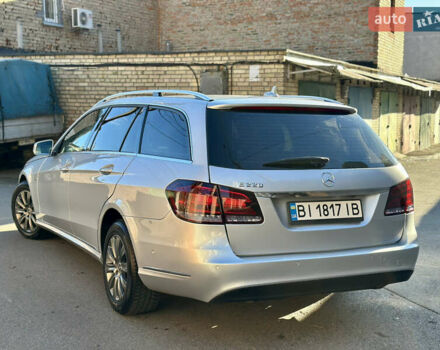 Сірий Мерседес Е-Клас, об'ємом двигуна 2.2 л та пробігом 217 тис. км за 13350 $, фото 3 на Automoto.ua