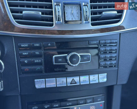 Сірий Мерседес Е-Клас, об'ємом двигуна 2.2 л та пробігом 217 тис. км за 13350 $, фото 23 на Automoto.ua