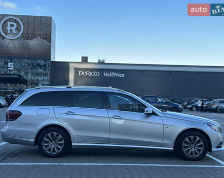 Сірий Мерседес Е-Клас, об'ємом двигуна 2.2 л та пробігом 217 тис. км за 13350 $, фото 70 на Automoto.ua