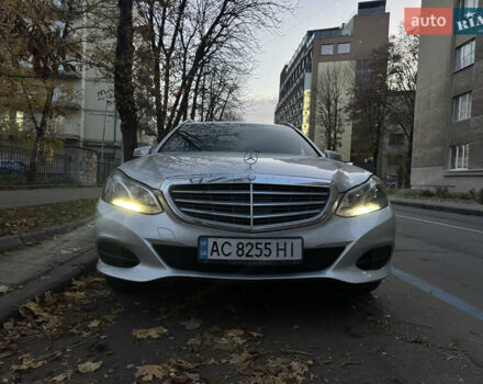 Серый Мерседес Е-Класс, объемом двигателя 2.2 л и пробегом 280 тыс. км за 10399 $, фото 2 на Automoto.ua