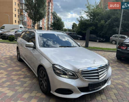 Сірий Мерседес Е-Клас, об'ємом двигуна 2.14 л та пробігом 277 тис. км за 13400 $, фото 3 на Automoto.ua