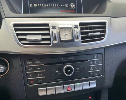 Серый Мерседес Е-Класс, объемом двигателя 2.2 л и пробегом 280 тыс. км за 10399 $, фото 12 на Automoto.ua