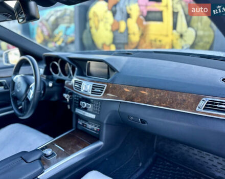 Сірий Мерседес Е-Клас, об'ємом двигуна 2.2 л та пробігом 217 тис. км за 13350 $, фото 22 на Automoto.ua