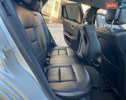 Сірий Мерседес Е-Клас, об'ємом двигуна 2.14 л та пробігом 290 тис. км за 12999 $, фото 16 на Automoto.ua