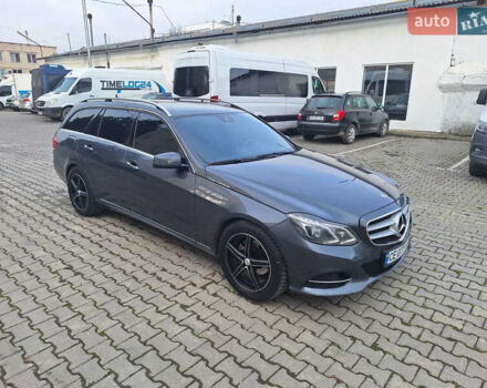 Серый Мерседес Е-Класс, объемом двигателя 2.14 л и пробегом 271 тыс. км за 14700 $, фото 3 на Automoto.ua