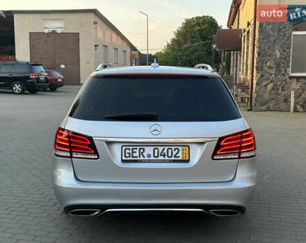 Сірий Мерседес Е-Клас, об'ємом двигуна 2.2 л та пробігом 237 тис. км за 16999 $, фото 7 на Automoto.ua
