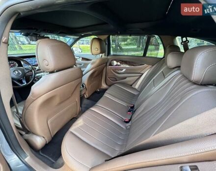 Серый Мерседес Е-Класс, объемом двигателя 3 л и пробегом 120 тыс. км за 23900 $, фото 29 на Automoto.ua