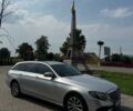 Серый Мерседес Е-Класс, объемом двигателя 2 л и пробегом 300 тыс. км за 18000 $, фото 24 на Automoto.ua