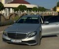 Серый Мерседес Е-Класс, объемом двигателя 2 л и пробегом 300 тыс. км за 18000 $, фото 18 на Automoto.ua