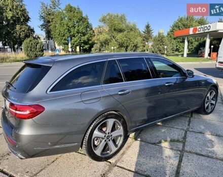 Серый Мерседес Е-Класс, объемом двигателя 3 л и пробегом 120 тыс. км за 23900 $, фото 5 на Automoto.ua