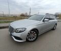 Серый Мерседес Е-Класс, объемом двигателя 2 л и пробегом 300 тыс. км за 17900 $, фото 8 на Automoto.ua