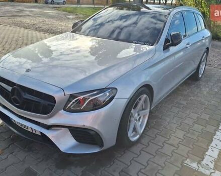 Мерседес Е-Класс 2017 в Борисполе на Automoto.ua Серый Мерседес Е-Класс, объемом двигателя 1.95 л и пробегом 183 тыс. км за 20500 $, фото 14 на Automoto.ua