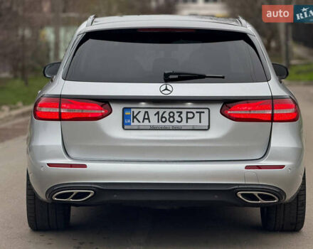 Серый Мерседес Е-Класс, объемом двигателя 1.95 л и пробегом 185 тыс. км за 24000 $, фото 7 на Automoto.ua