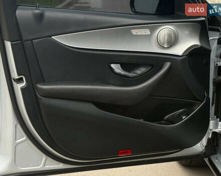 Серый Мерседес Е-Класс, объемом двигателя 1.95 л и пробегом 185 тыс. км за 24000 $, фото 18 на Automoto.ua