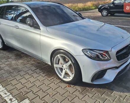 Мерседес Е-Класс 2017 в Борисполе на Automoto.ua Серый Мерседес Е-Класс, объемом двигателя 1.95 л и пробегом 183 тыс. км за 20500 $, фото 2 на Automoto.ua