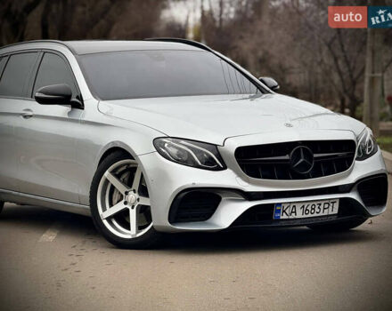 Серый Мерседес Е-Класс, объемом двигателя 1.95 л и пробегом 185 тыс. км за 24000 $, фото 4 на Automoto.ua