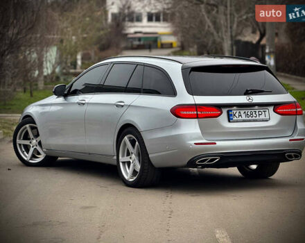 Серый Мерседес Е-Класс, объемом двигателя 1.95 л и пробегом 185 тыс. км за 24000 $, фото 8 на Automoto.ua