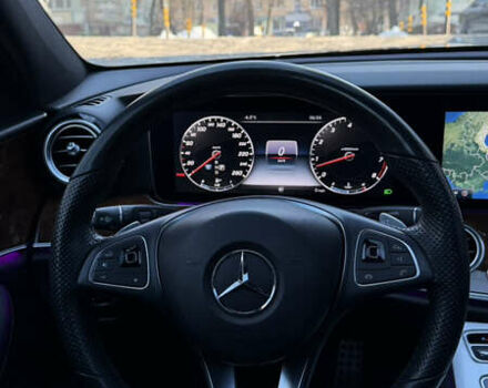 Серый Мерседес Е-Класс, объемом двигателя 3 л и пробегом 79 тыс. км за 27000 $, фото 17 на Automoto.ua