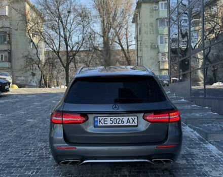 Серый Мерседес Е-Класс, объемом двигателя 3 л и пробегом 79 тыс. км за 27000 $, фото 4 на Automoto.ua