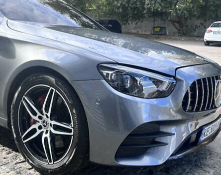 Серый Мерседес Е-Класс, объемом двигателя 2.99 л и пробегом 77 тыс. км за 32000 $, фото 1 на Automoto.ua