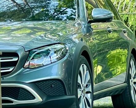 Серый Мерседес Е-Класс, объемом двигателя 1.95 л и пробегом 272 тыс. км за 30000 $, фото 33 на Automoto.ua