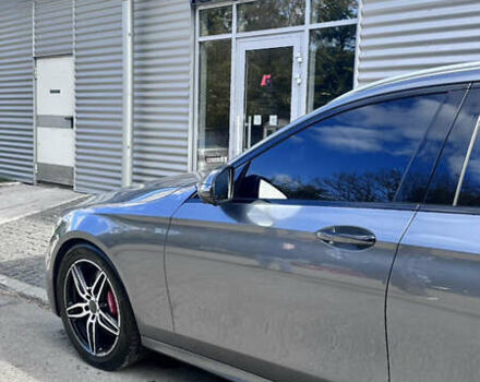 Серый Мерседес Е-Класс, объемом двигателя 2.99 л и пробегом 77 тыс. км за 32000 $, фото 5 на Automoto.ua