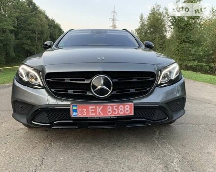 Серый Мерседес Е-Класс, объемом двигателя 2 л и пробегом 140 тыс. км за 35000 $, фото 1 на Automoto.ua