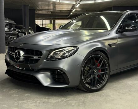 Серый Мерседес Е-Класс, объемом двигателя 4 л и пробегом 83 тыс. км за 61500 $, фото 7 на Automoto.ua