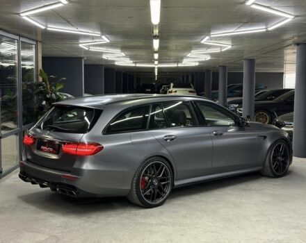 Серый Мерседес Е-Класс, объемом двигателя 4 л и пробегом 83 тыс. км за 61500 $, фото 8 на Automoto.ua