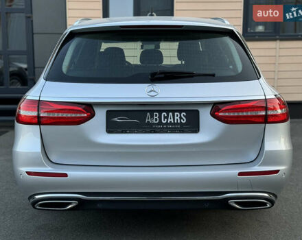 Серый Мерседес Е-Класс, объемом двигателя 2 л и пробегом 189 тыс. км за 21500 $, фото 20 на Automoto.ua