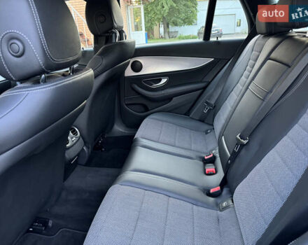 Серый Мерседес Е-Класс, объемом двигателя 2 л и пробегом 189 тыс. км за 21500 $, фото 36 на Automoto.ua