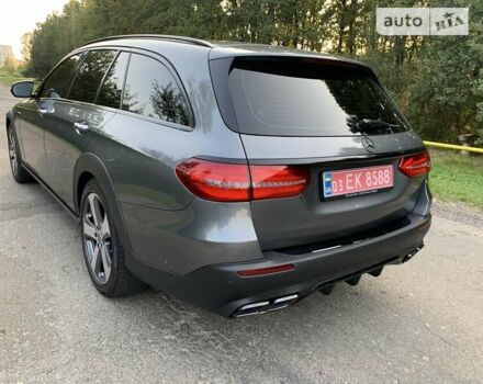 Серый Мерседес Е-Класс, объемом двигателя 2 л и пробегом 140 тыс. км за 35000 $, фото 10 на Automoto.ua