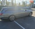 Серый Мерседес Е-Класс, объемом двигателя 3 л и пробегом 42 тыс. км за 31600 $, фото 2 на Automoto.ua