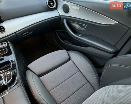 Серый Мерседес Е-Класс, объемом двигателя 2 л и пробегом 189 тыс. км за 21500 $, фото 31 на Automoto.ua