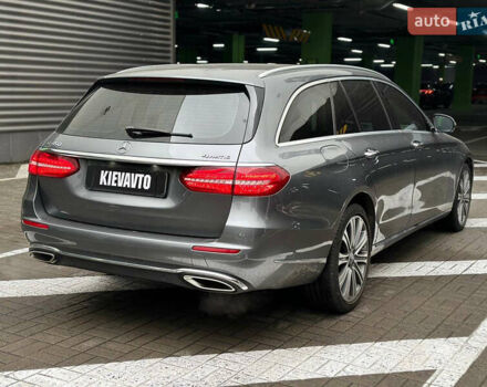 Мерседес Е-Клас 2018 у Києві на Automoto.ua Сірий Мерседес Е-Клас, об'ємом двигуна 3 л та пробігом 40 тис. км за 32700 $, фото 8 на Automoto.ua