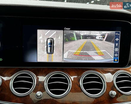 Мерседес Е-Клас 2018 у Києві на Automoto.ua Сірий Мерседес Е-Клас, об'ємом двигуна 3 л та пробігом 40 тис. км за 32700 $, фото 28 на Automoto.ua