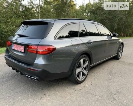 Серый Мерседес Е-Класс, объемом двигателя 2 л и пробегом 140 тыс. км за 35000 $, фото 6 на Automoto.ua