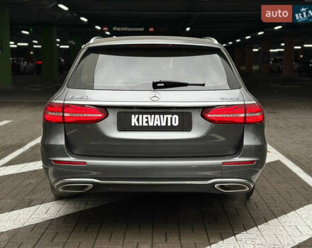 Мерседес Е-Клас 2018 у Києві на Automoto.ua Сірий Мерседес Е-Клас, об'ємом двигуна 3 л та пробігом 40 тис. км за 32700 $, фото 7 на Automoto.ua