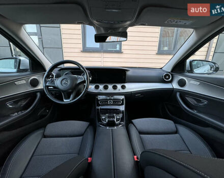 Серый Мерседес Е-Класс, объемом двигателя 2 л и пробегом 189 тыс. км за 21500 $, фото 34 на Automoto.ua