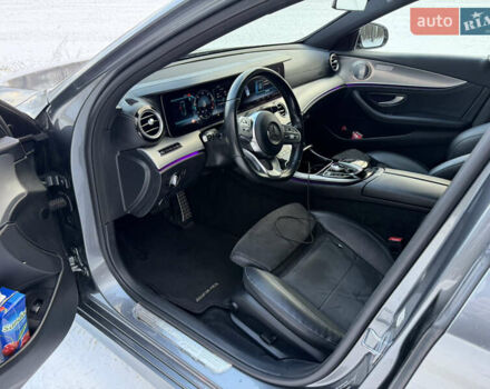 Серый Мерседес Е-Класс, объемом двигателя 1.95 л и пробегом 250 тыс. км за 23500 $, фото 11 на Automoto.ua