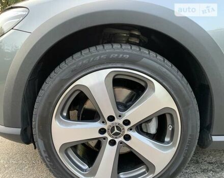 Серый Мерседес Е-Класс, объемом двигателя 2 л и пробегом 140 тыс. км за 35000 $, фото 24 на Automoto.ua