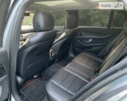 Серый Мерседес Е-Класс, объемом двигателя 2 л и пробегом 140 тыс. км за 35000 $, фото 37 на Automoto.ua