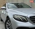 Серый Мерседес Е-Класс, объемом двигателя 2 л и пробегом 275 тыс. км за 23000 $, фото 1 на Automoto.ua